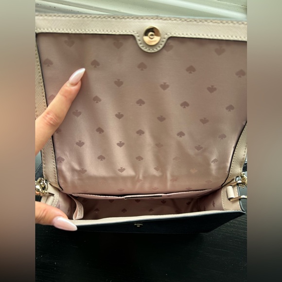 Kate Spade Black And White Should/Crossbody Purse - Picture 5 of 6